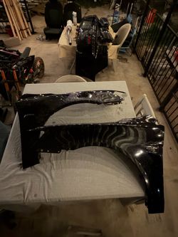 Mitsubishi Lancer Front Fenders