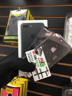 IPHONE 8 PLUS 64GB UNLOCKED