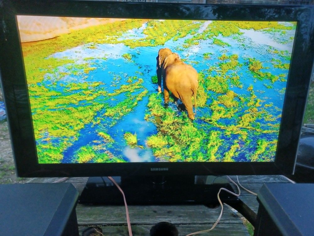 40"SAMSUNG 1080P TV WITH ROKU STREAMING STICK AND REMOTES $120 FINAL PRICE