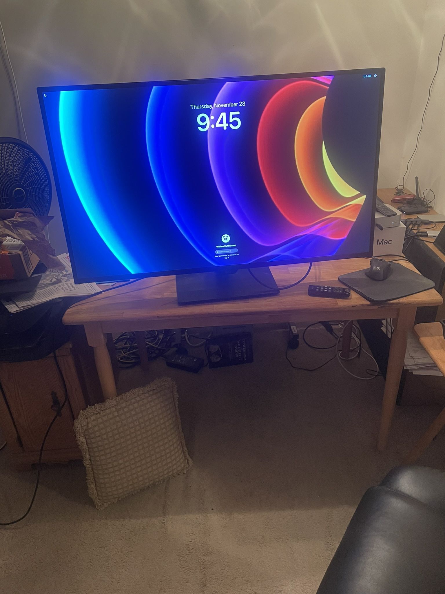 HUGE LG MONITOR WITH SPEAKERS AND REMOTE