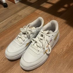 Women’s Reebok Size 6.5