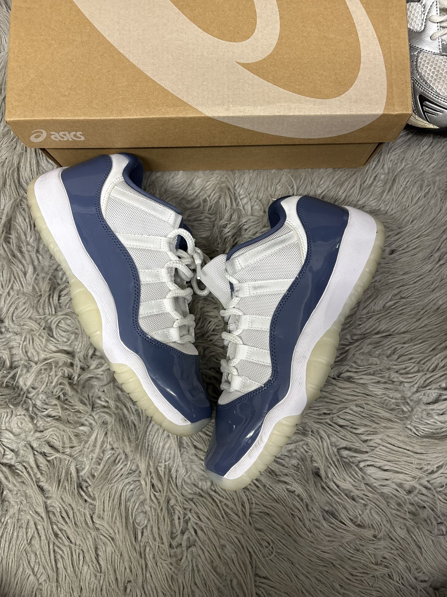 Jordan 11 Diffused blue