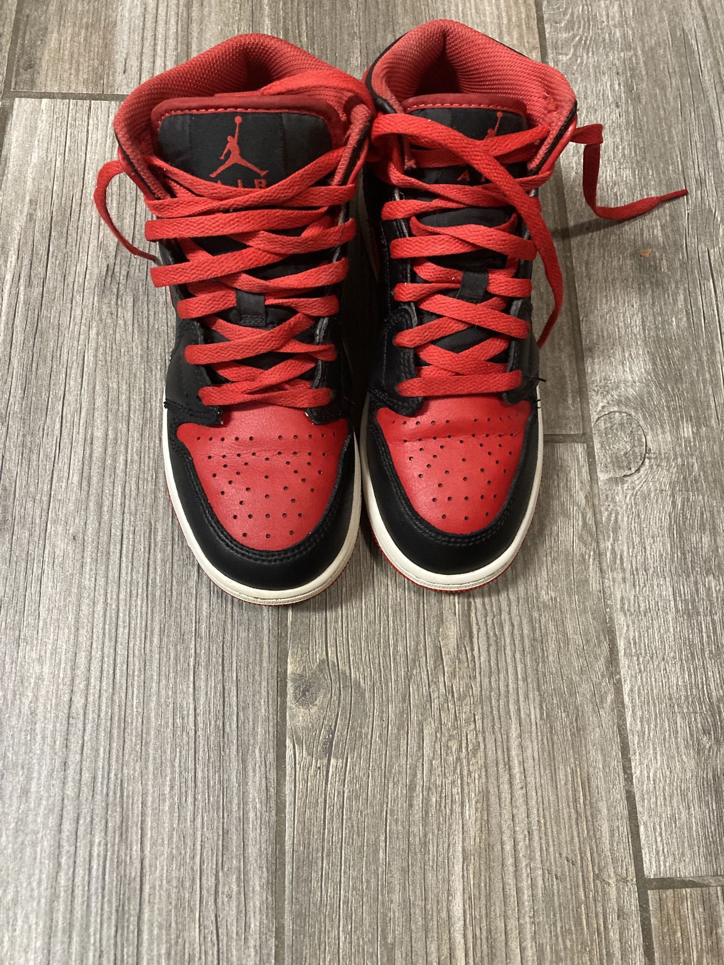 Air Jordan 1 Banned Kids Size 4 Youth