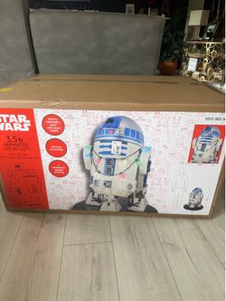 3.5 ft ANIMATED LED R2-D2