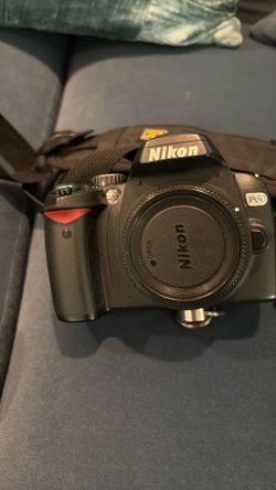 Nikon D60 Set w/2 lens strap charger