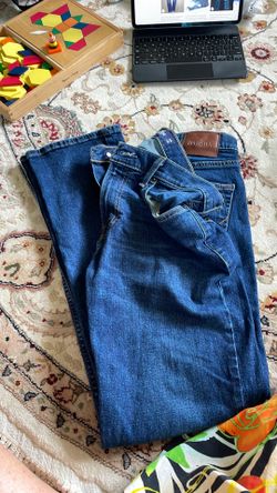 Men like new Hollister jeans