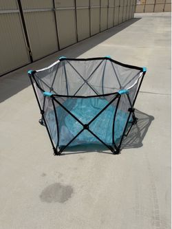 Outdoor playpen