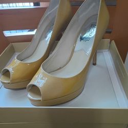 Michael Kors Hills 6 1/2