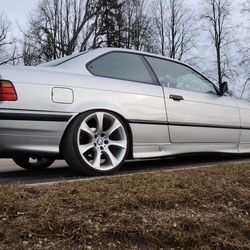 18in Staggered 5x120 Bbs Wheels 