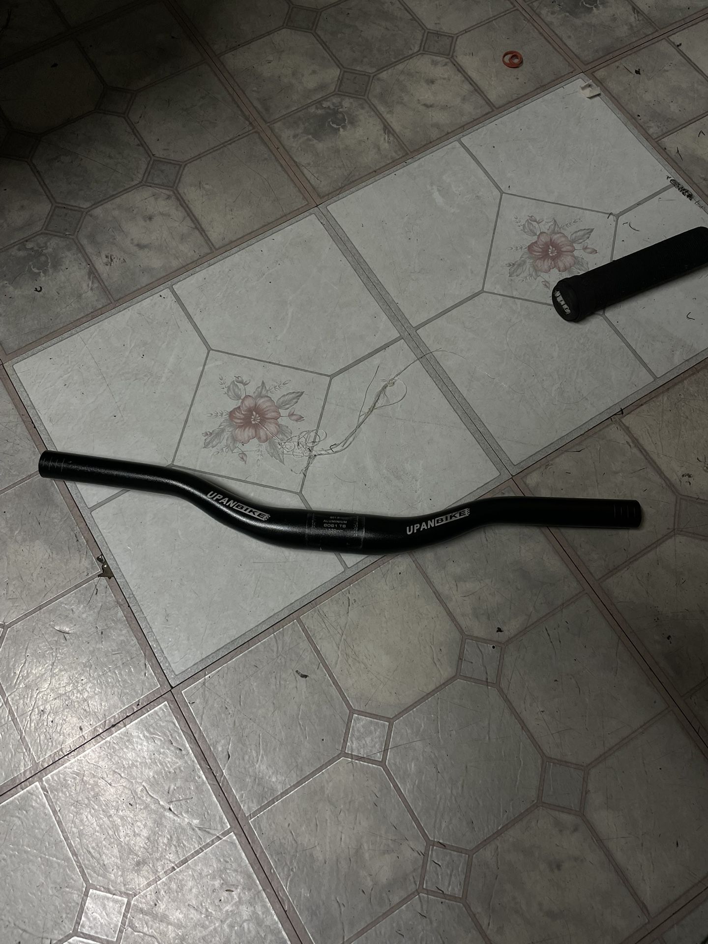 UPANBIKE Riser Handlebars