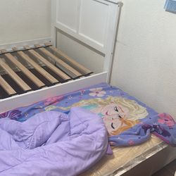 Twin daybed for girls