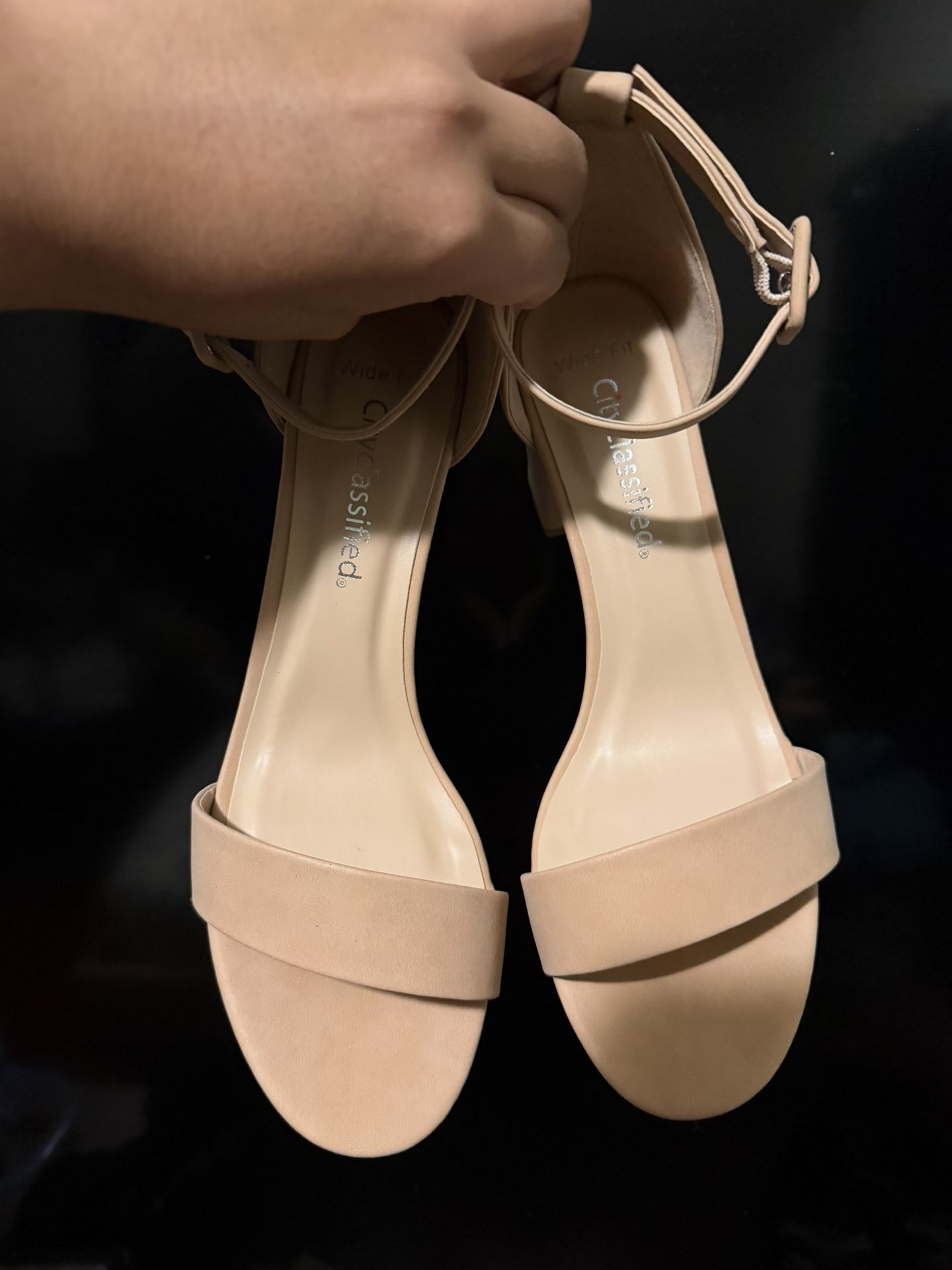 Low Heel Beige