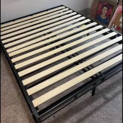 queen metal framd and box frame