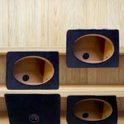 One Pair Of 6X9 Speaker Boxes 