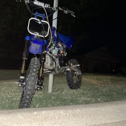 (Stolen) Dirt bike ,PLEASE IF YOU FIND IT LET ME KNOW