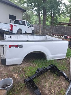 2017 -2020 ford f250  bed used with minor damage on the side