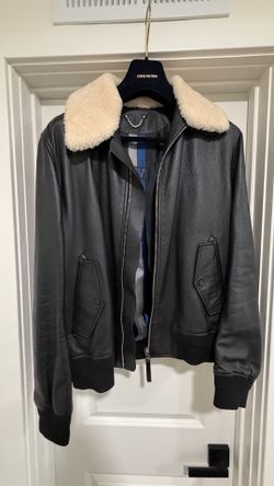 Louis Vuitton Deerskin Leather Aviator Jacket Black Removable Collar Size LV 52, 100% authentic bought from Louis Vuitton rodeo drive and have receipt