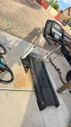Pro-form treadmill
