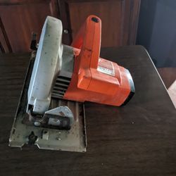  Electric Circular Saw 