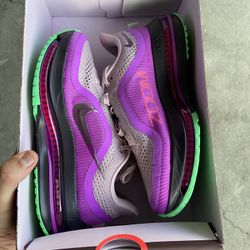 Nike Pegasus Premium Purple Burgundy Size 7 Women 