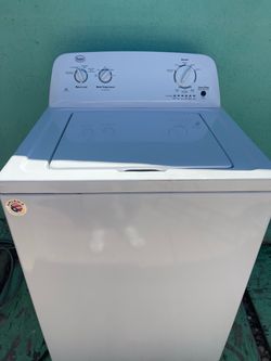 Washer.   Like new!   Free local delivery 🚚