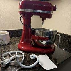 Private Celebrity Chef Owned / KitchenAid Professional 5 Plus Stand Mixer - Empire Red