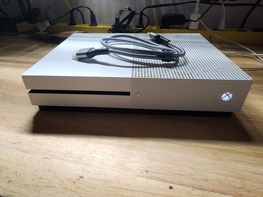 Xbox One S Console with 1 Game & Controller