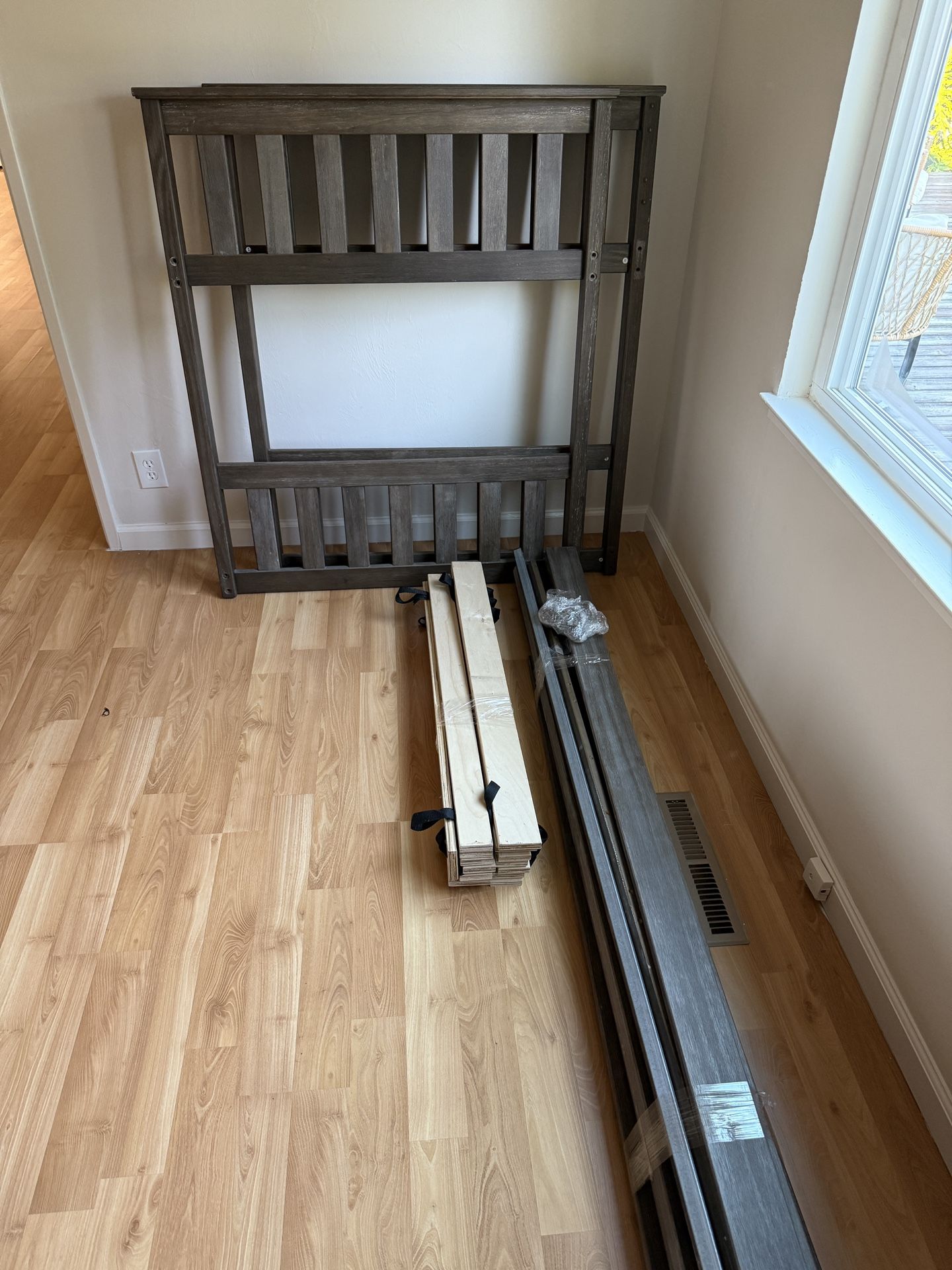 Free Twin Bunk beds