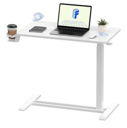 Height adjustable desk