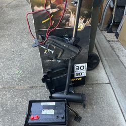 Minn Kota 30 thrust with brand new battery and case.