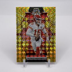 2023 Panini - Mosaic Football Reactive Yellow Prizm #109 Patrick Mahomes II