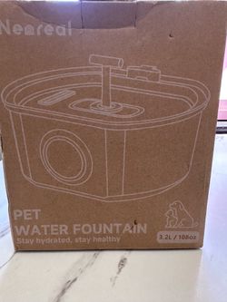 Pet water fountain