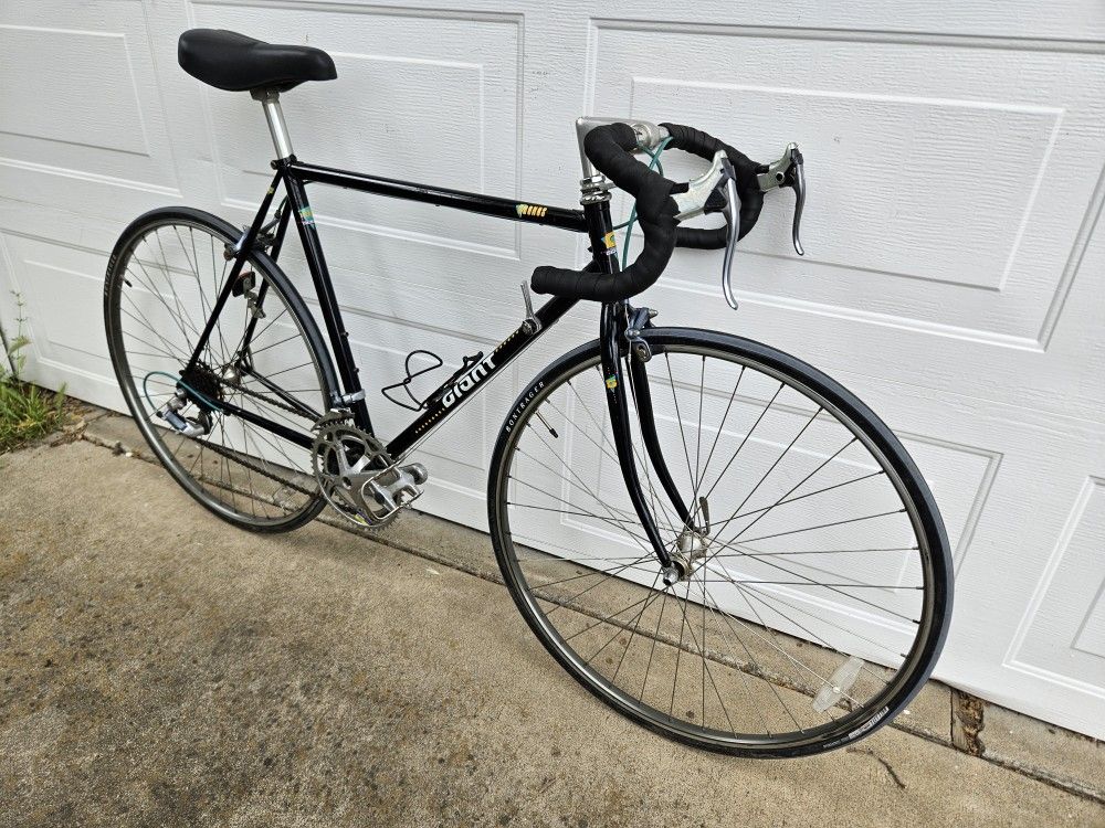 Vintage 52cm Giant Kronos 12-speed Road Bike