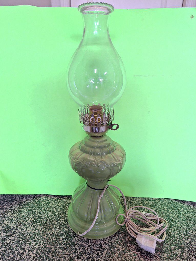 VINTAGE CORDED ELECTRIC OIL LAMP
