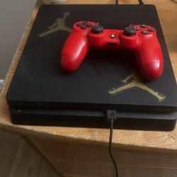 PS4 