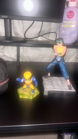 Anime figure and wolverine