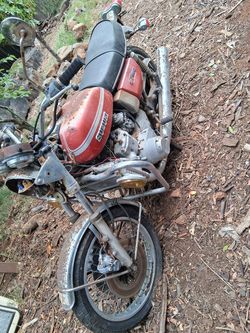 Suzuki GT 750