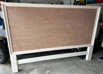 HEADBOARD