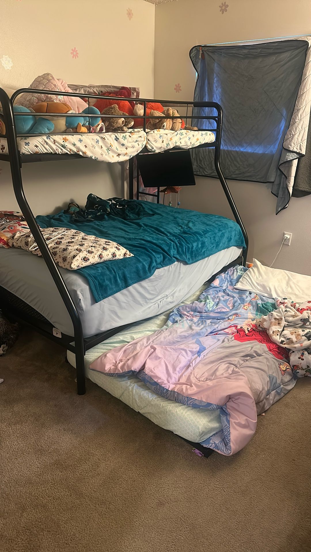 Bunk Bed With Trundle 