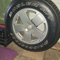 Jeep Spare Tire 5 Wheel  Perfect Condition 