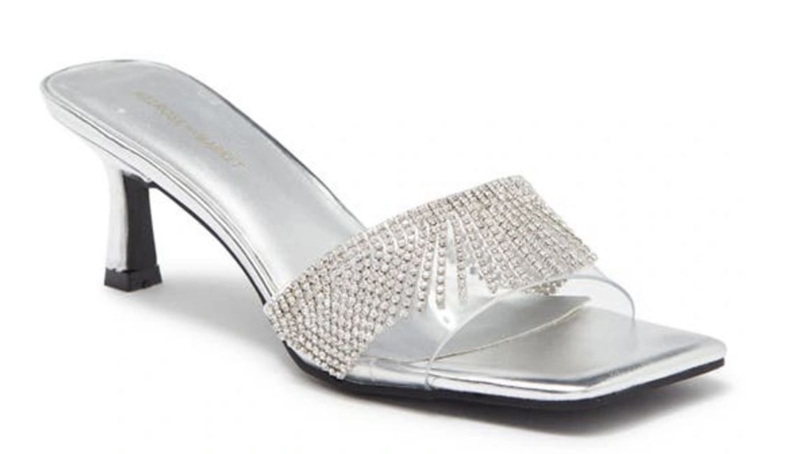 *NIB* Melrose and Market Silver Metallic Myla Fringe Slip On Sandals Heels Sz. 6