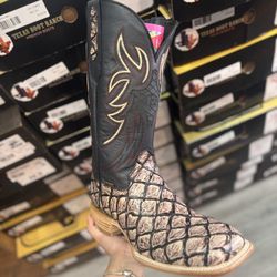 men boots 