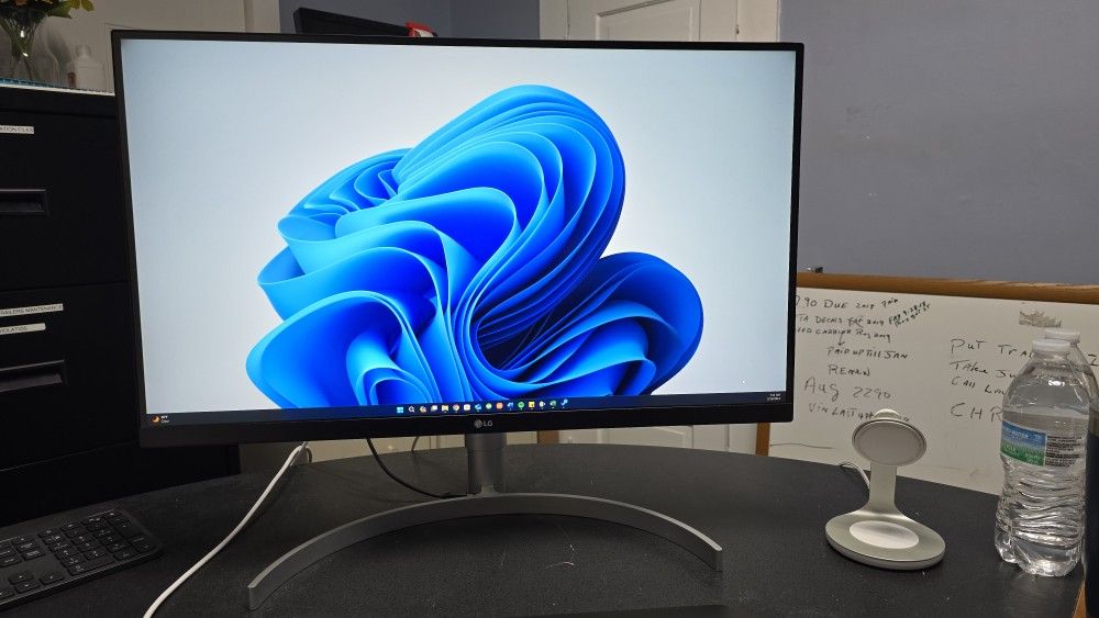 LG 27UL850-W 27 Inch UltraFine 4K 60Hz