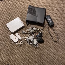 Bundle Of  Xbox360 1 Controller And Cables/Nintendo Wii- Controller And Cables