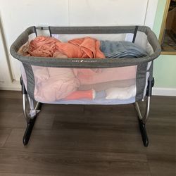 Baby Delight Bassinet 