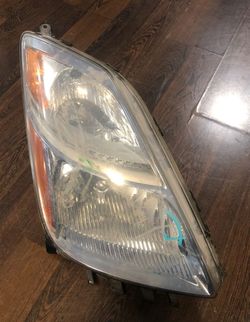 USED REF#0986 || 2006-2009 TOYOTA PRIUS || RIGHT HAND/PASSENGER SIDE HEADLIGHT