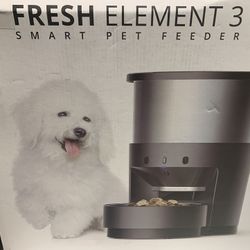 Smart Dog Or Cat Feeder