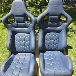 Universal Racing Seats