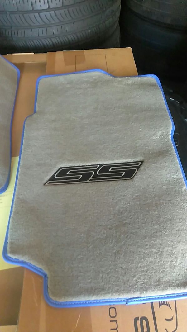 Chevy trailblazer SS floor mats never used still in box for Sale in