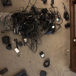 Cables Remotes Cords 